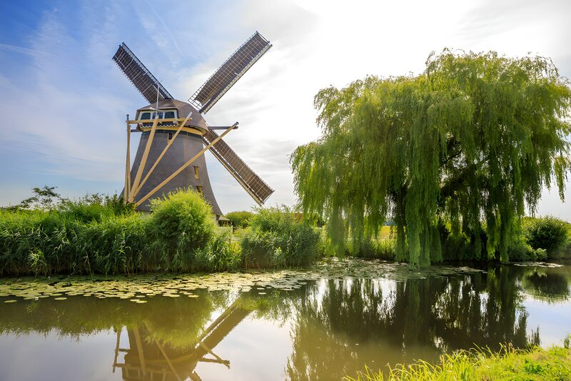 Windmühle am Wasser