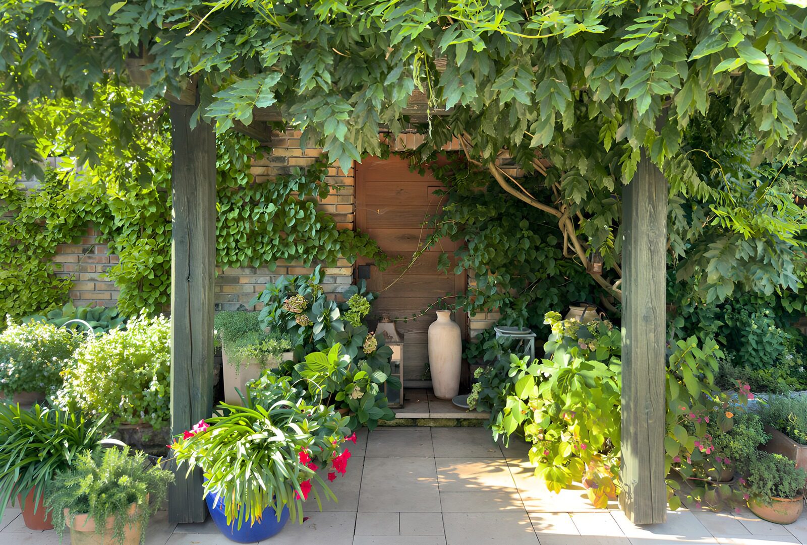 Traumhafte Gartenmystik im Grünen