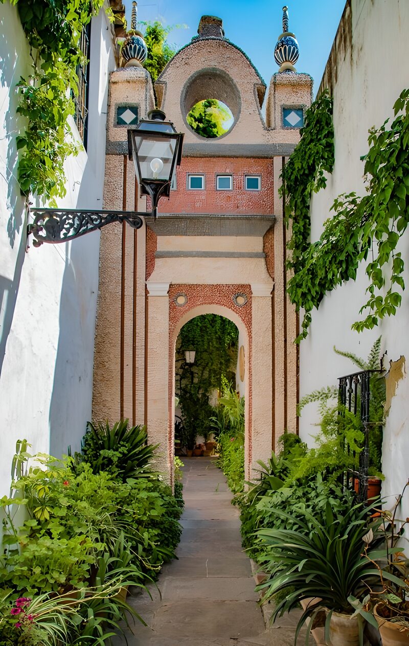 Einladender Gartenweg in Mexiko