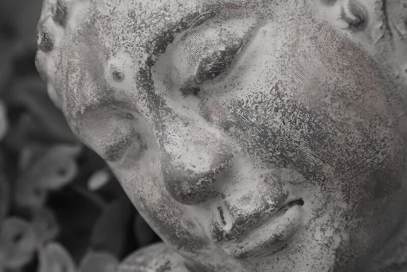Buddha-Kopf in Schwarzweiß