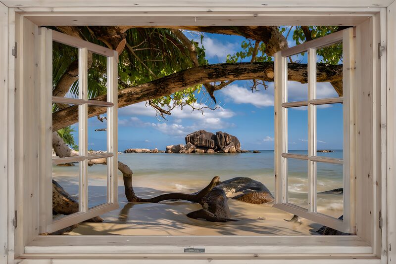 Blick auf den tropischen Strand